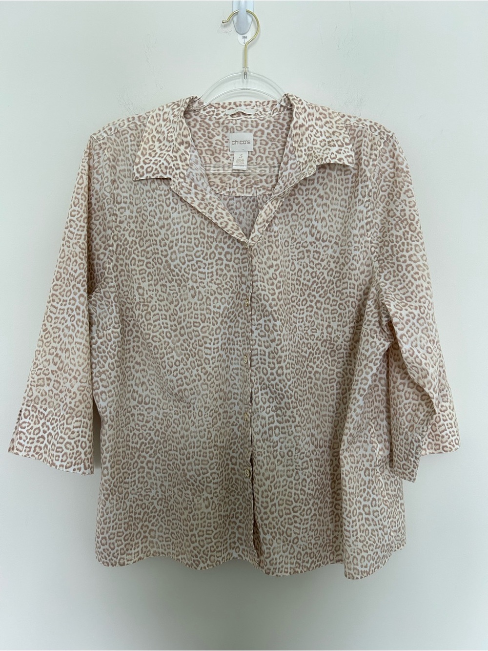 Chico's Button Shirt Cream Tan Size 3 XL Leopard Print No Iron 3/4 Sleeve